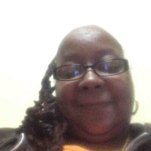 Meet your Posher, Lynette